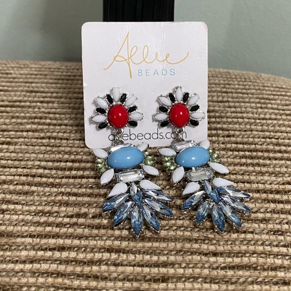 Allie beads dangle earrings - Picture 2 of 4